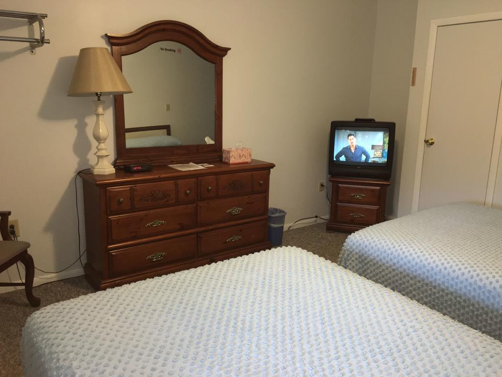 Mcgregor Inn Motel Wilton Kültér fotó