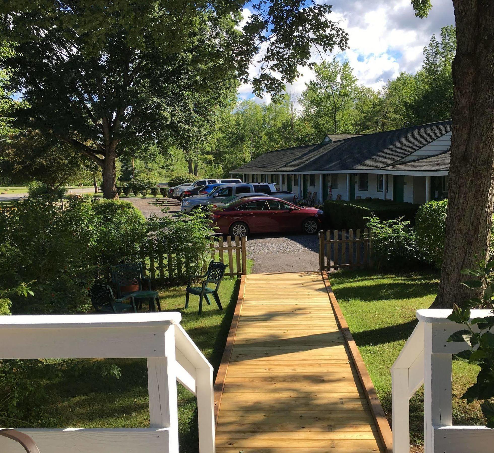 Mcgregor Inn Motel Wilton Kültér fotó