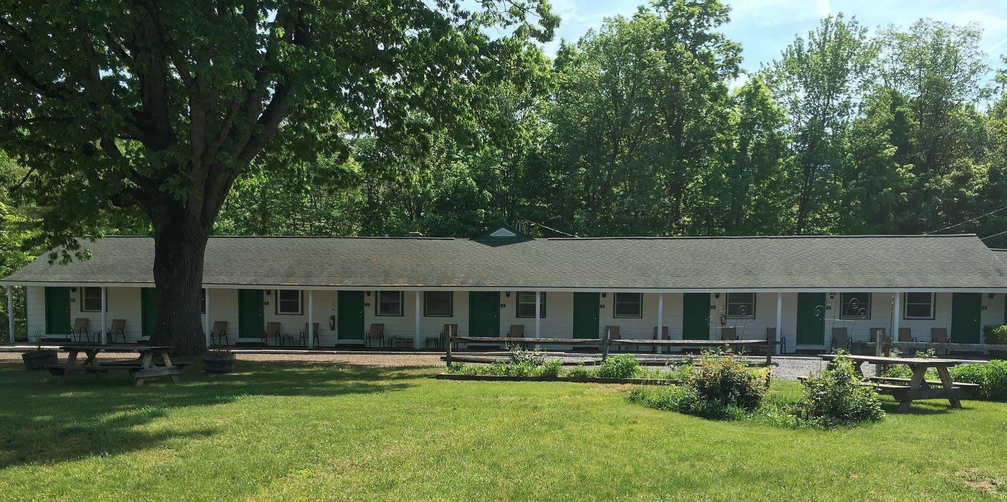 Mcgregor Inn Motel Wilton Kültér fotó