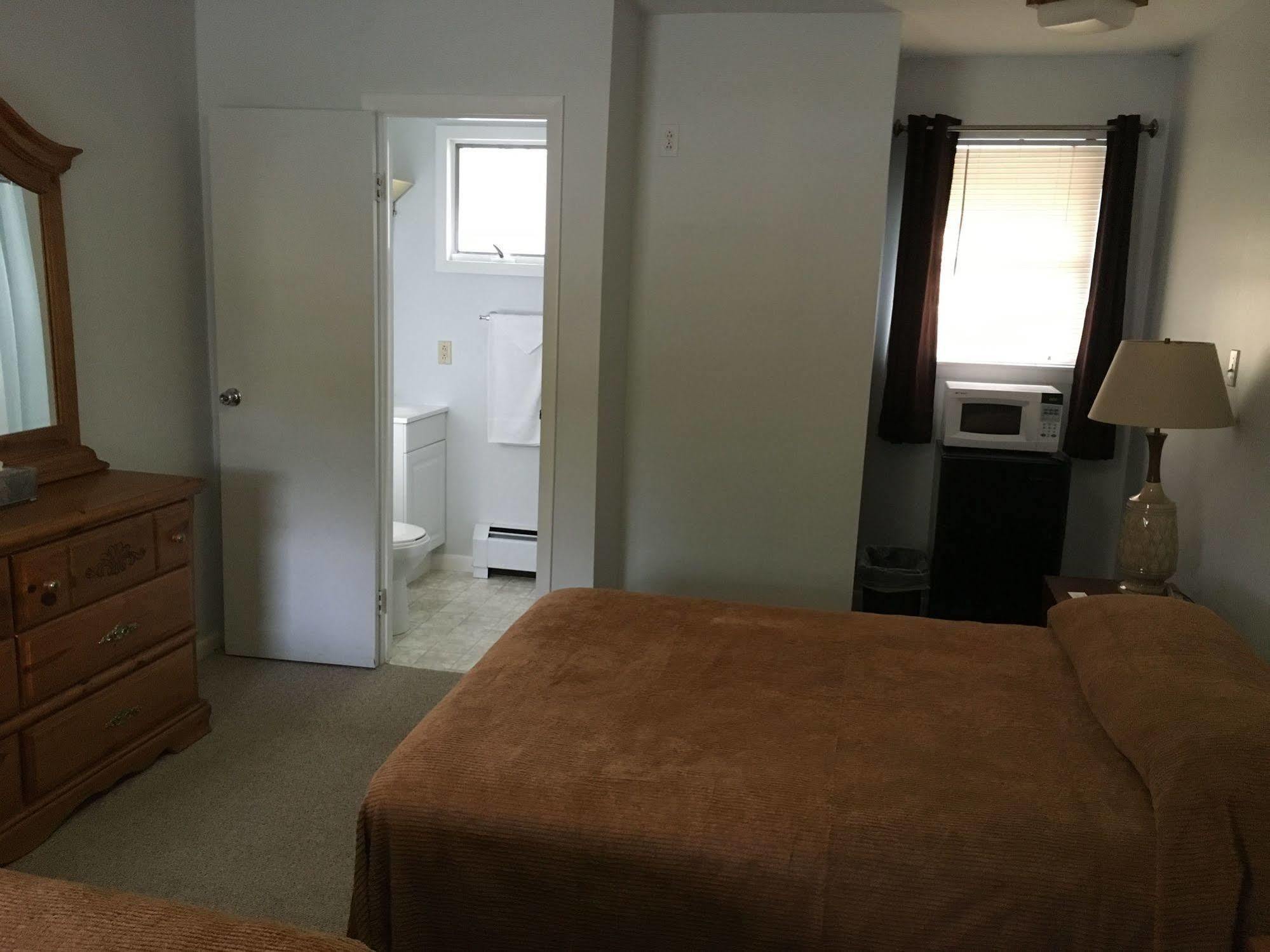 Mcgregor Inn Motel Wilton Kültér fotó