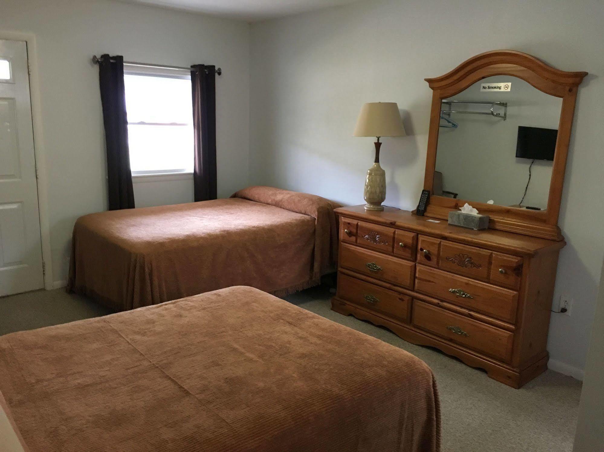 Mcgregor Inn Motel Wilton Kültér fotó