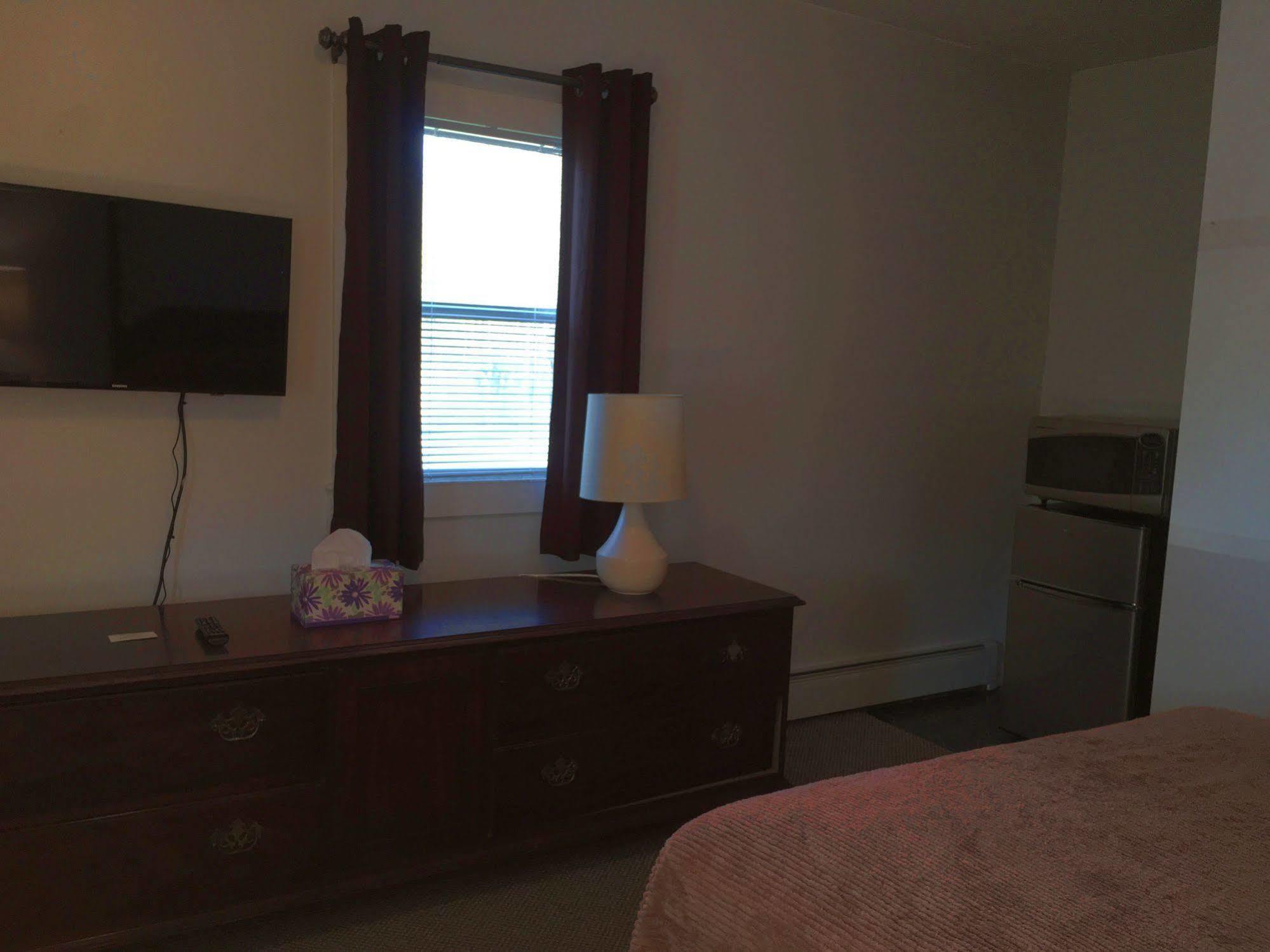 Mcgregor Inn Motel Wilton Kültér fotó